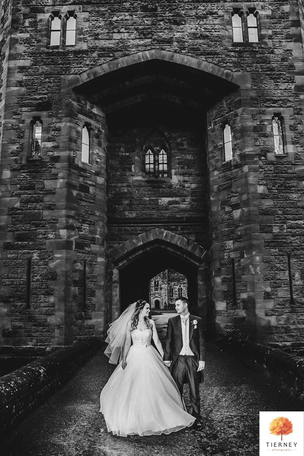 476-2-castle-wedding